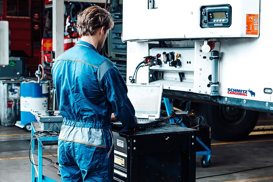 Truckland Taller Schmitz Cargobull